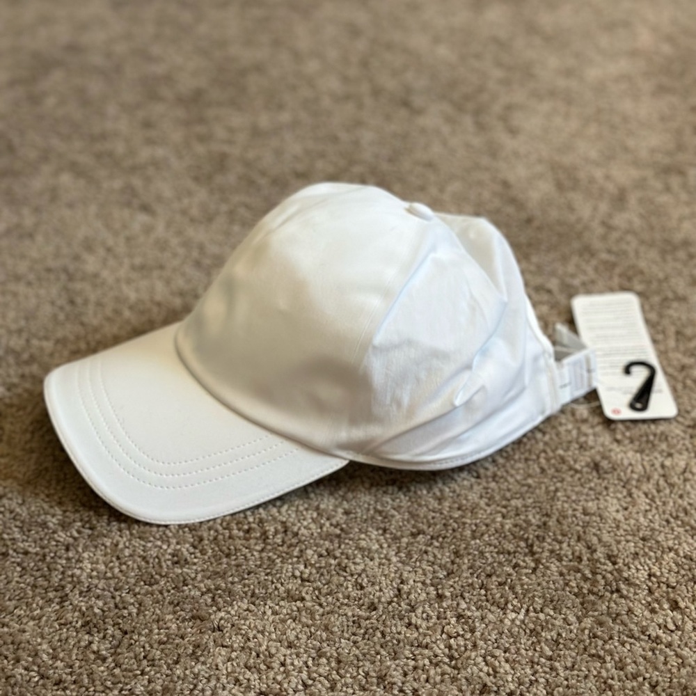 Lululemon Baller Hat *Run one size